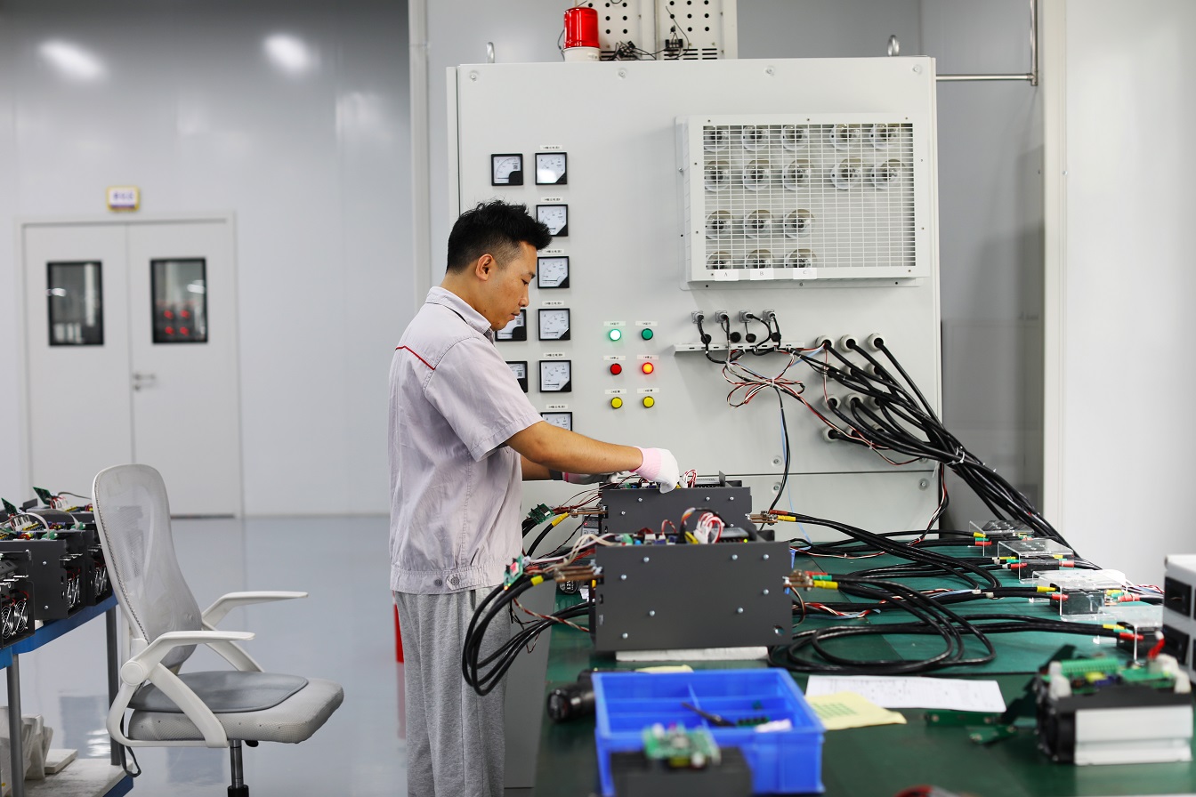 工业加热为什么要用调功器?普通电源无法替代的原因